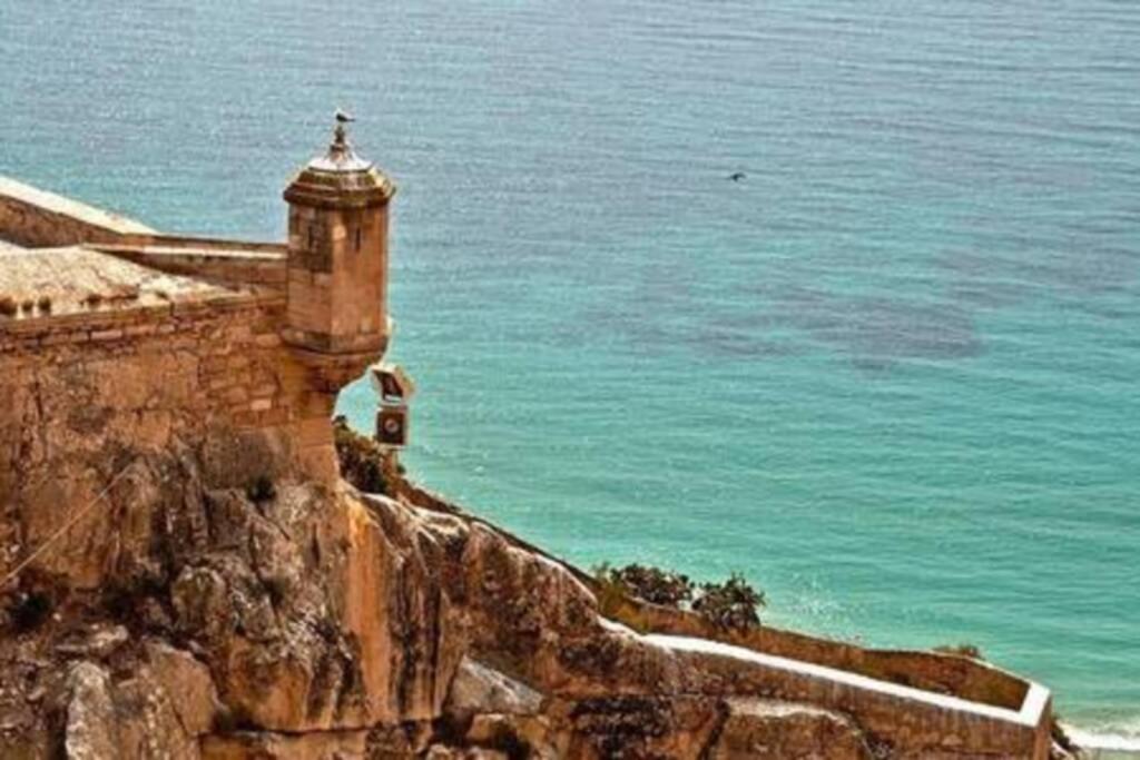 Apartamento Boutique Centrico A 5 Min Playa Alicante Eksteriør bilde